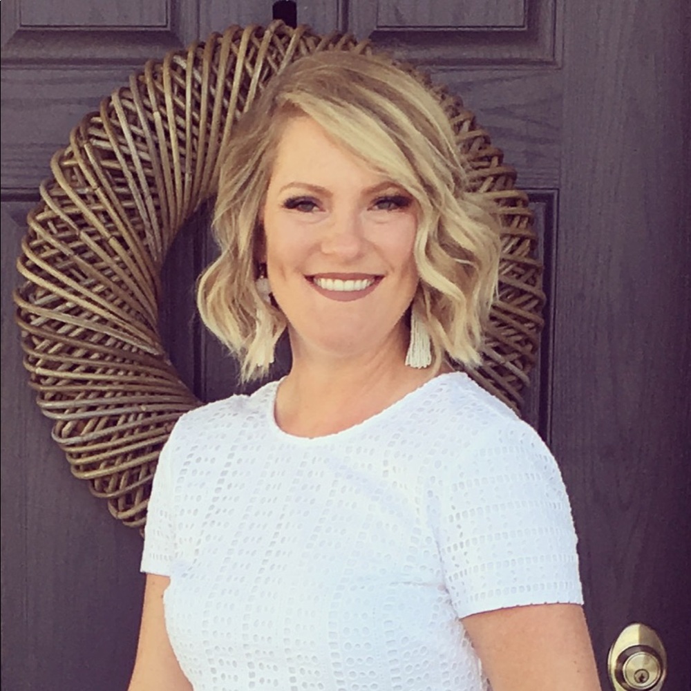 Meet your Posher, Jennifer